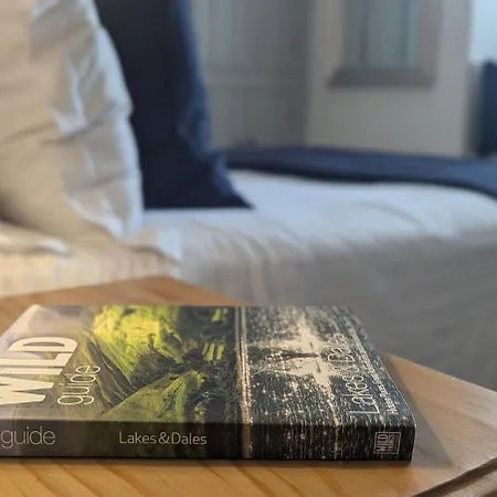 Kendal With Fireplace - Couples' Retreat Ferienhaus *