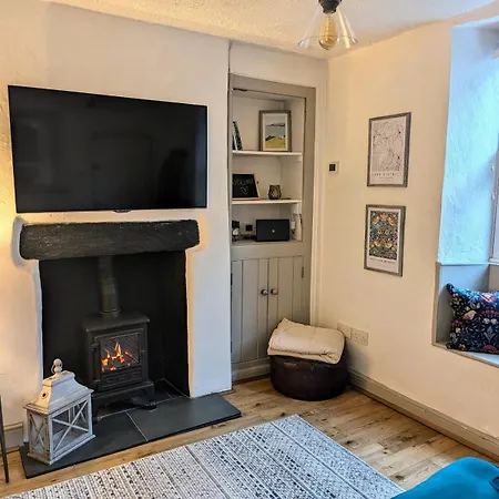 Holiday home Kendal With Fireplace - Couples' Retreat Burneside