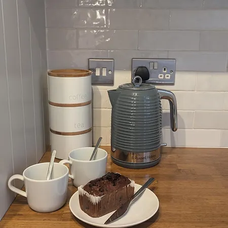 Kendal With Fireplace - Couples' Retreat Burneside